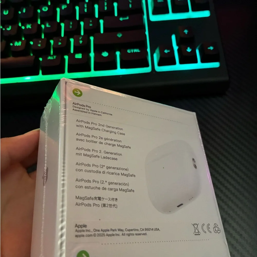 Apple White AirPods Pro Wireless Headset